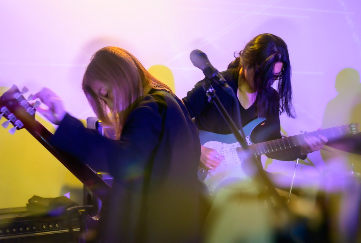 明後日🐾
Liveです! ぜひ🪐🦭🦭🦭

◼︎4.13(日)東新宿 真昼の月夜の太陽
'soras(岡本チハルvo, g タカスギケイg スガタノリユキdr) 
Event: 満月の夜に
open17:45/start18:15/¥2500+1d
(我々の出番は18:15~)
詳細↓
mahiru-yoru.com/schedule/20250…

Photo:maiphof