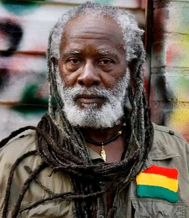 blazey_blaze's tweet photo. Burning Spear’s consistency over the decades is extremely impressive. He has lived through all eras of Jamaican music since the late 60s and has not changed one bit to fit in. https://t.co/67vyqAeJos