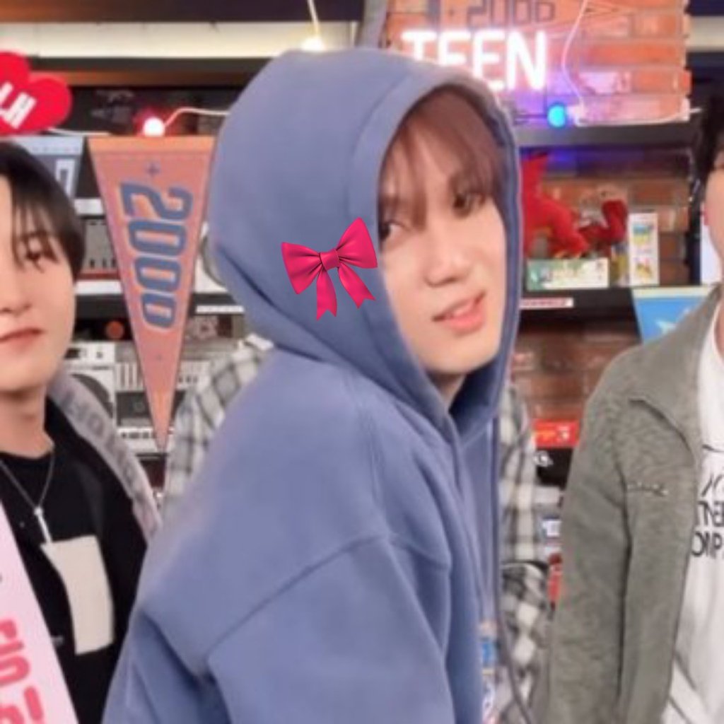 abrynabey𝜗ৎ. tweet media