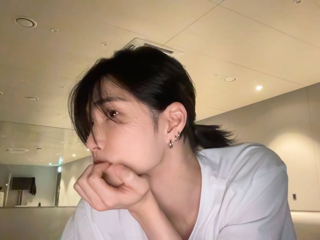 starfess's tweet image. -star KENAPA YA SEUNGHAN TUH????? 😭😭😭😭😭😭😭😭😭😭😭