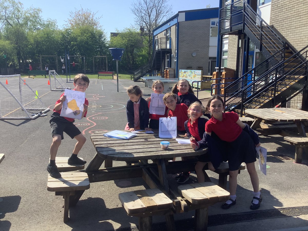 Year 3 hunting for Easter clues in enrichment with Mrs Lowe 🐣 #chocolateeggsarethebest🧆🐇 #funinthesin #readyforabreak😴