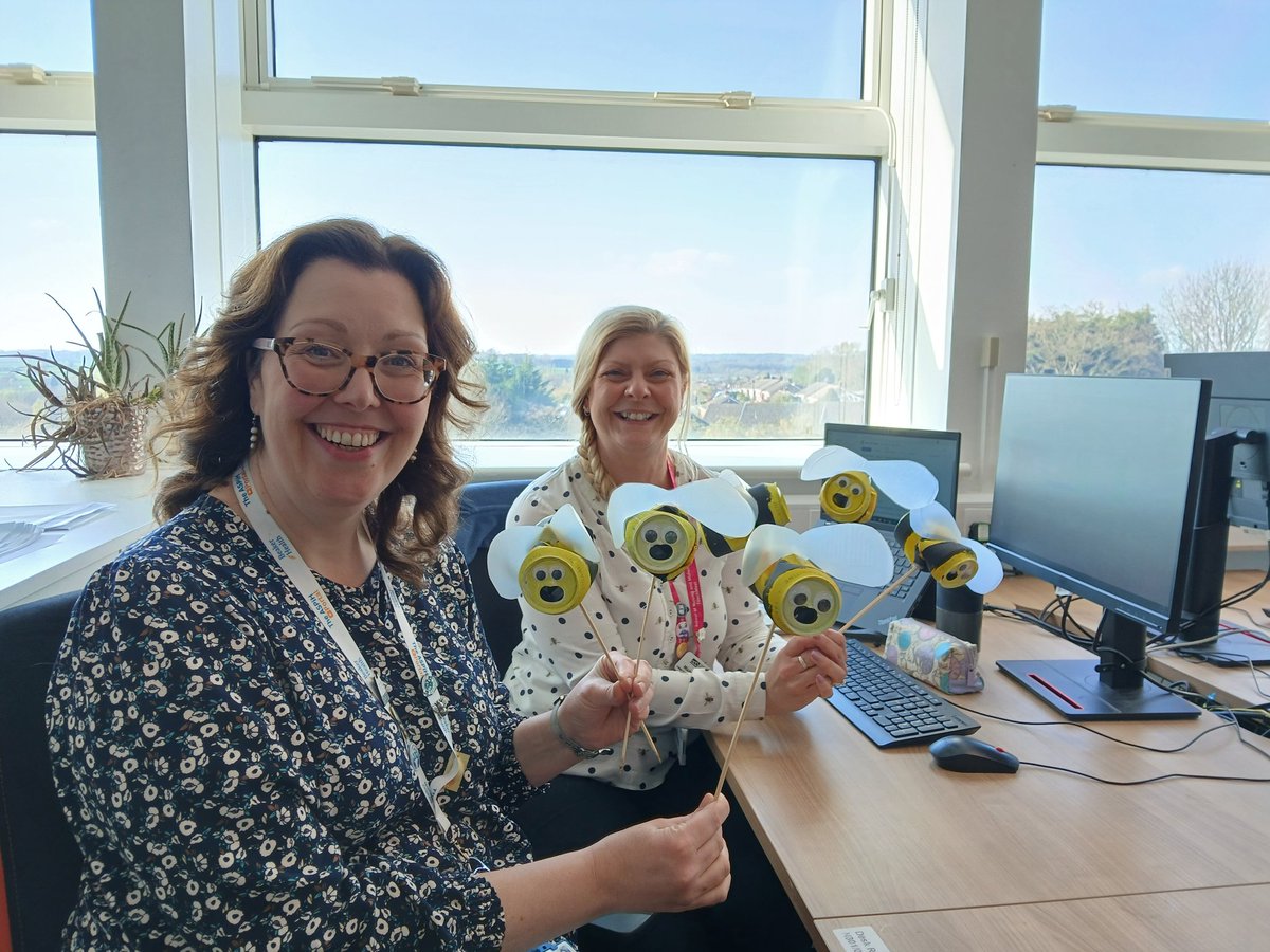 KellyHitchcock4's tweet photo. Introducing the Der-bee Wellbeeing Bees 🐝 the @DerbyUni nursing mascots made from recycled materials. Our buzzing buddies remind students and staff to care for themselves and the planet. Take a minute to breathe, recharge, and bee kind to yourself #SNTA25 @NursingTimes https://t.co/qrCZgd0d2u