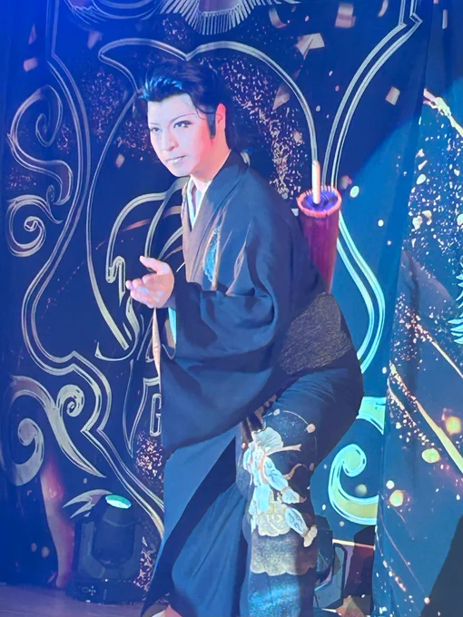 劇団鯱が川越にキターーーー!! 喜び勇んで娘に買って貰った新しいデジカメで写真を撮ろうとしたらシャッターがおりない。え?え? 仕方なくスマホで撮ったさ。 #劇団鯱 #兜獅子丸 #川越温泉湯遊ランド・ホテル三光