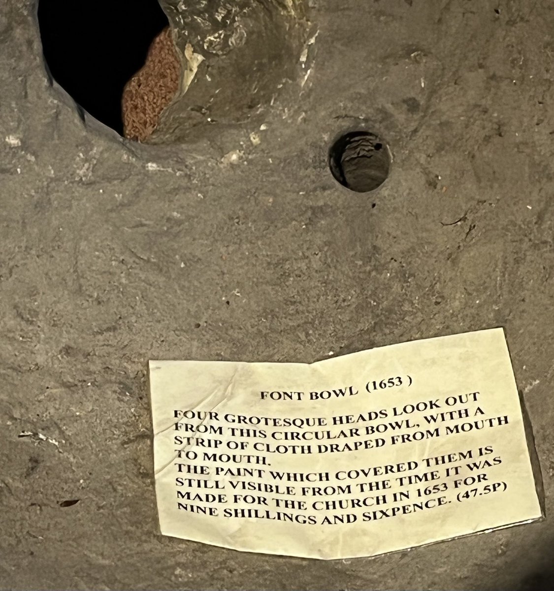 Barb_Drummond's tweet image. #FontsOnFriday #ShrewsburyAbbey 17thcentury #grotesques #quern design