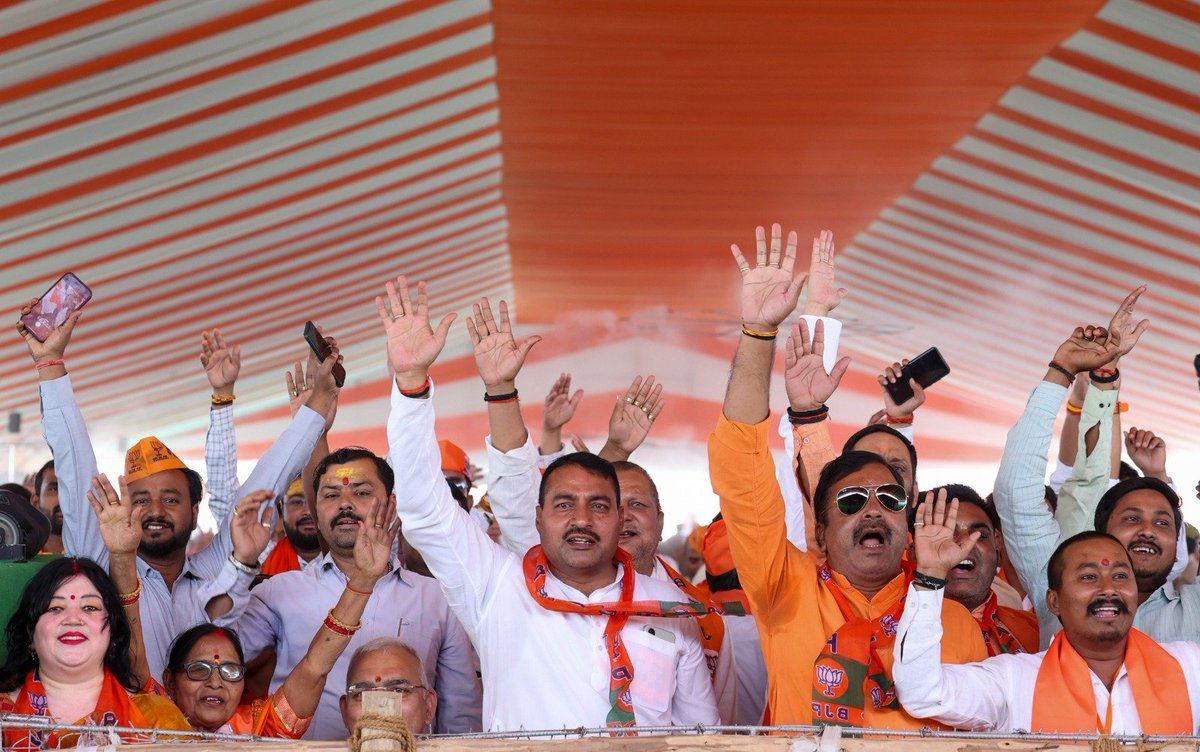 Narendra Modi tweet media