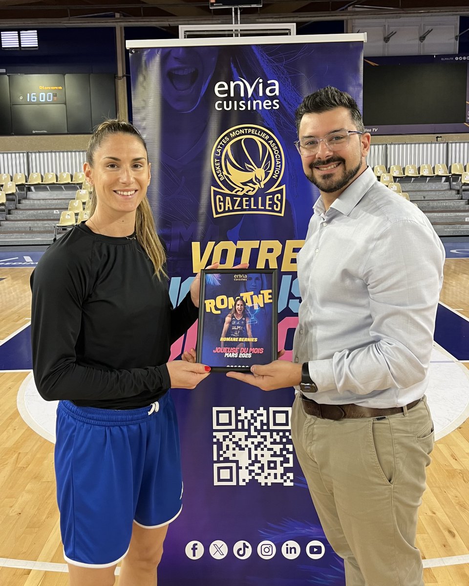 Romy est notre joueuse du mois de mars ! 🥳

Ses moyennes sur le mois (4 rencontres) :
📊 11,5 PTS
📊 3,8 PAD
🎯 70,0% à 2-PTS et 84,6% aux lancers

Le trophée lui a été remis, au Palais des Sports, par notre partenaire Envia Cuisines Montpellier Lattes.

#BLMA
