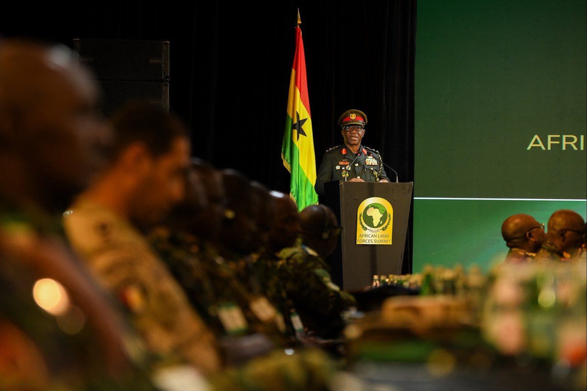SETAF_Africa's tweet photo. 📰 African Land Forces Summit closes in Accra, Ghana 🇬🇭
“It has been a great opportunity for strategic engagements, insightful deliberations and networking,” said Maj. Gen. Lawrence Gbetanu, chief of the army staff, @GhArmedForces
Read more 👇🏾 #ALFS
https://t.co/plLE0dy0MY https://t.co/l9JWTEEZRj