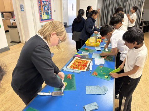 MrsIkram_AMPA's tweet photo. Children in Year 4 Eco club loved baking pizzas this week. We improved our chopping skills and talked about the  nutritional value of different food that we eat.
@AbbeyMead_TMET @EcoSchoolsLCC https://t.co/rB4qKgLrvt