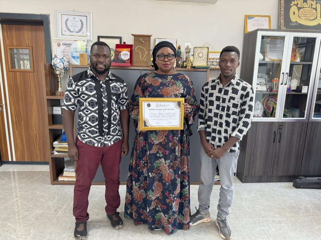 LoweMayor's tweet photo. I am deeply humbled to receive an award from the Raise the Young Foundation. This award is not just for me but for every woman and girl in Banjul who dares to dream and break barriers. 

#partnership #REFELA #banjul #SDGs #awardwinning #awards https://t.co/DYUxYfNDsC