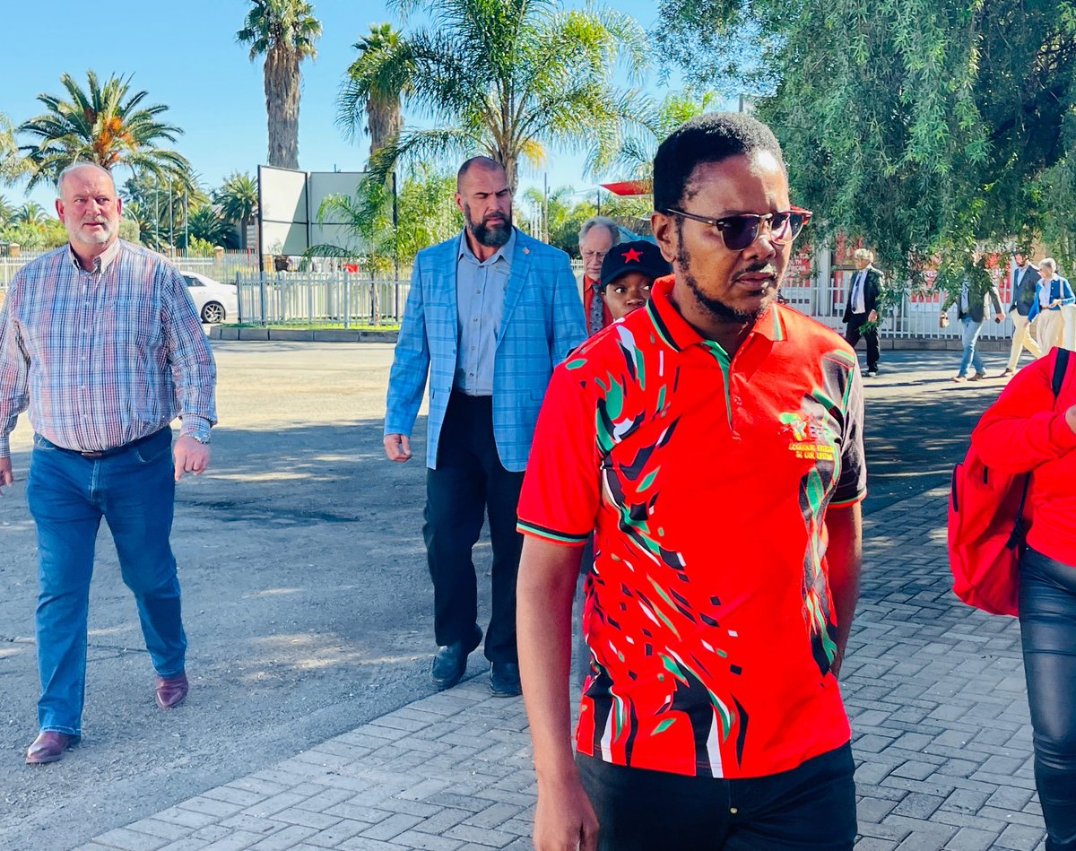 effnorthercape's tweet photo. ♦️In Pictures♦️
The leadership of the EFF in the Northern Cape led by Commissar @ShadrackTlhaole arriving in the meeting invited by Orania/Freemdom Front Plus to discuss matters concerning Orania. https://t.co/kKggR2uELS