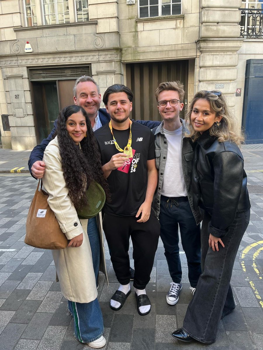 2BedfordRow's tweet photo. We are very proud of our Tommy Salisbury, who ran a personal best in the Landmarks London Half Marathon raising money for his Fight for Sight charity. Read more: https://t.co/4praPUju9l https://t.co/8alvvaQVeM