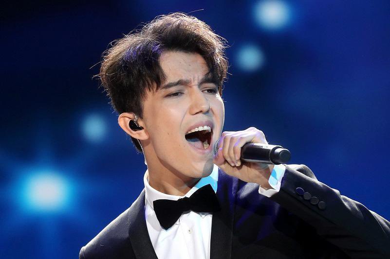 TheAstanaTimes's tweet photo. Renowned #Kazakh artist Dimash Kudaibergen will host a special #fan meeting titled “D and Dears” on May 26 at Almaty Arena, in celebration of his birthday and the upcoming cinematic release of his Stranger concert.
Photo credit: https://t.co/c6pC3K1RpA
@dimash_official https://t.co/TnDsSPiXKI
