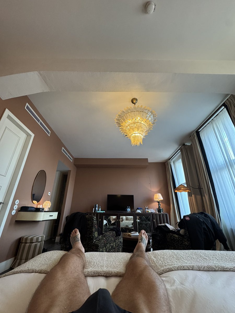 albibb88's tweet photo. Those type of mornings 🍆 🦶 🦶 https://t.co/pCnOBcxCUF