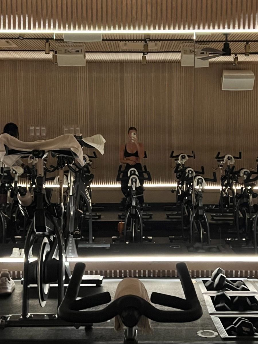 classyladylife's tweet photo. workout https://t.co/H8Zn30bqcq