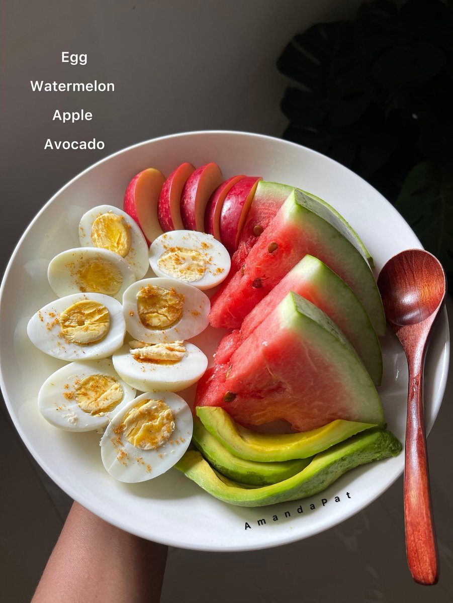 natural_ama's tweet photo. Breakfast 

Protein, healthy fat, fibre, carb😍 https://t.co/DxPOtRzERe