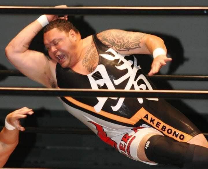 fumiaki2016's tweet photo. 本日は曙選手の御命日。黙祷……。#曙 選手 #SMOP #第64代横綱 #プロレスラー https://t.co/5TCmXfeahP