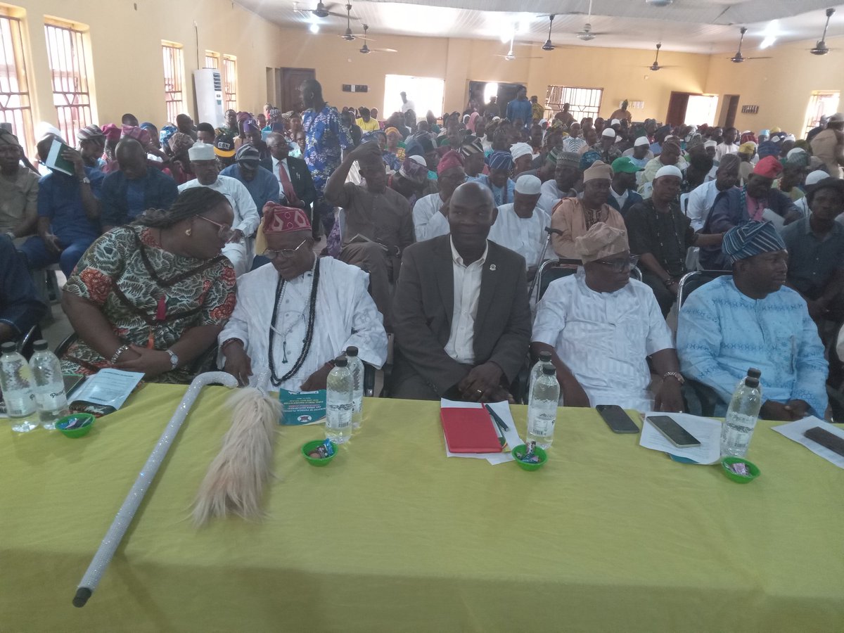 ud_mpp's tweet photo. Ongoing Stakeholders' Meeting on the Review of the Ibeju-Lekki Model  City Plan holding at Lekki LCDA Hall. https://t.co/kj8QlNV7dE