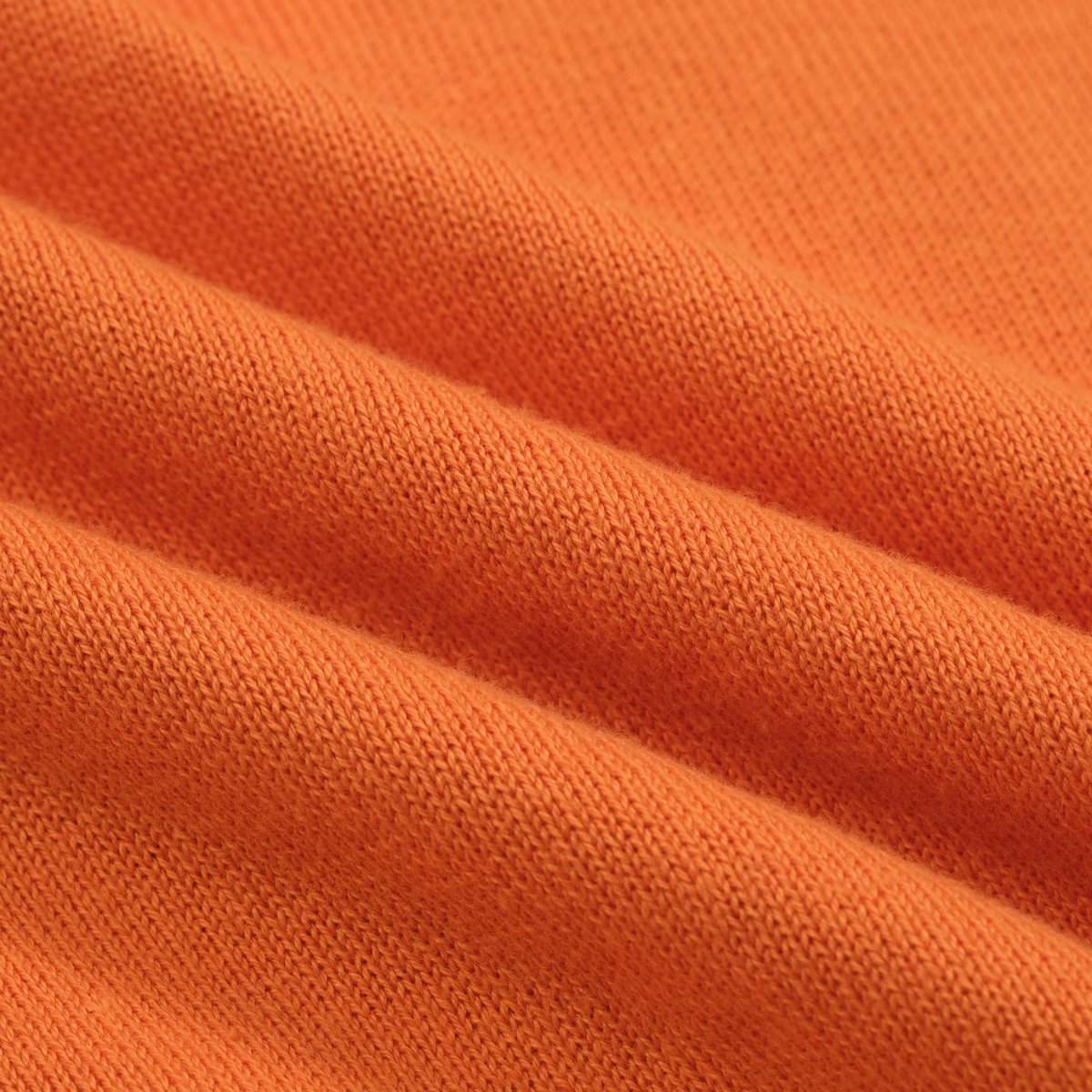 OXKnitstore's tweet image. Your dog is your entire personality 🧡 This bold knit is made to turn heads and spark smiles. Playful, retro, and ultra-comfy. 
Shop now → oxknit.com/products/women…

#KnitwearStyle #FrenchBulldogFashion #RetroVibes #ColorfulOutfit #OXKNIT