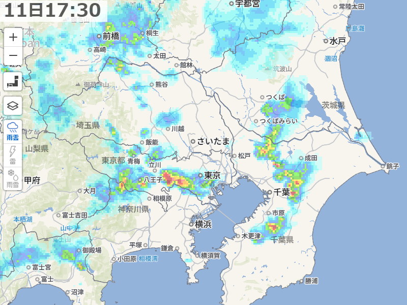 「なんだよ、薄曇りで時折陽が射すから雨なんて。と思っていたらこれw 」|まるよのイラスト