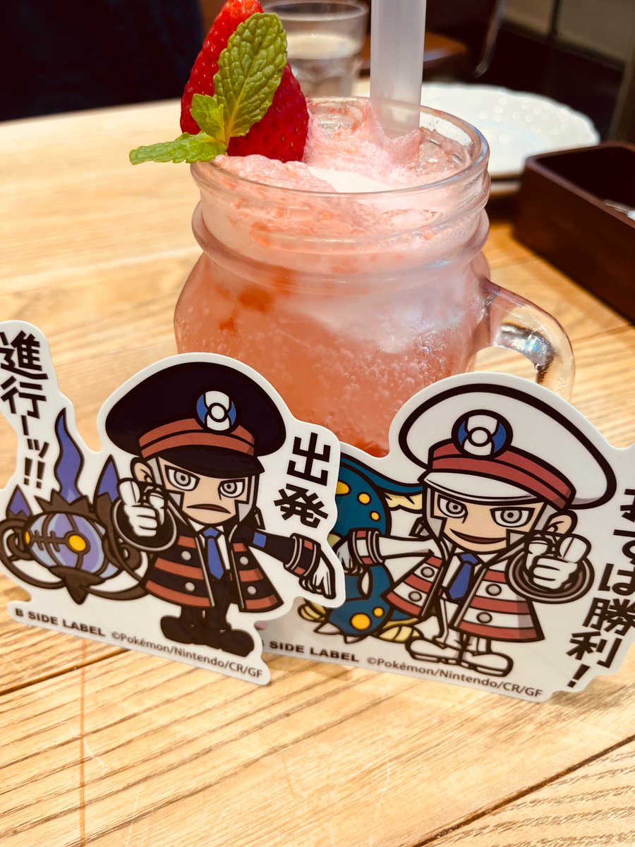 Un0yEj's tweet photo. ビックサイズは頑張れば一緒にお写真撮れるかもしれない。 https://t.co/8GB2YwGKtJ