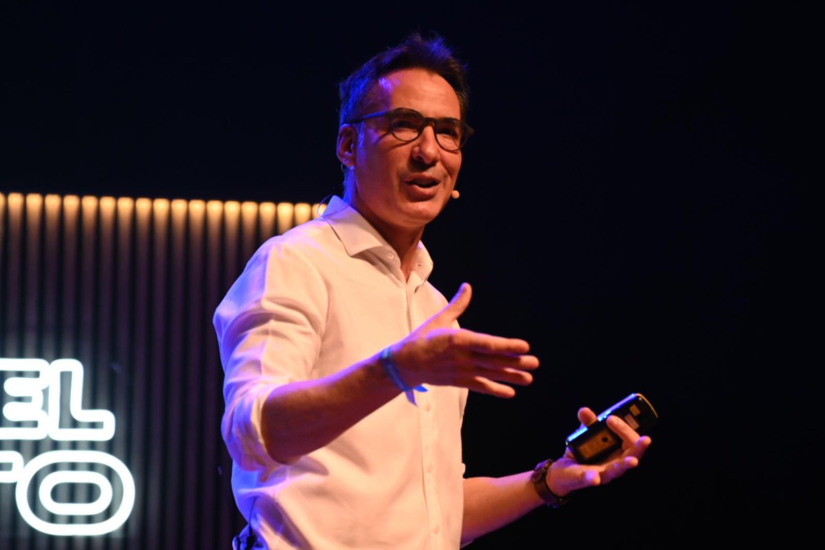 Hablamos de emprendimiento con <a href="/xavierverdaguer/">Xavier Verdaguer</a> 

"Emprender es una actitud que se basa en pasar de una queja a una propuesta. Se aplica a cualquier ámbito de nuestra vida"