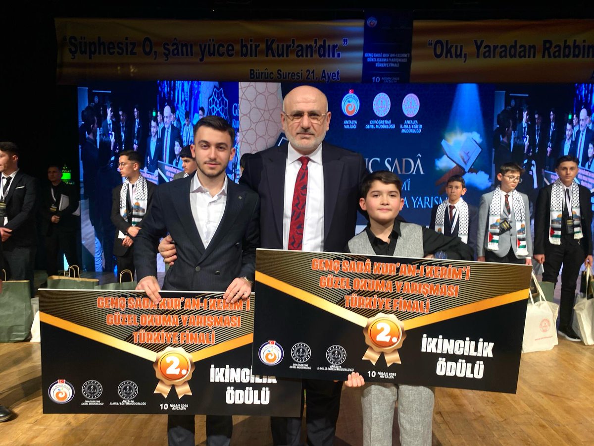 HamidiyeImam's tweet photo. GENÇ SEDA KUR-AN’I KERİM’İ GÜZEL OKUMA YARIŞMASINDA TÜRKİYE DERECESİ .
Konya ve Bölge birincimiz Muhammed Mustafa SARDOĞU, 10.04.2025 tarihinde düzenlenen Türkiye finallerinde 2. olarak büyük bir başarıya imza atmıştır. Öğrencimizi tebrik eder, emeği geçenlere teşekkür ederiz. https://t.co/QKFzDOjkSl