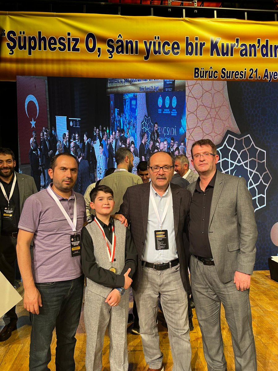 HamidiyeImam's tweet photo. GENÇ SEDA KUR-AN’I KERİM’İ GÜZEL OKUMA YARIŞMASINDA TÜRKİYE DERECESİ .
Konya ve Bölge birincimiz Muhammed Mustafa SARDOĞU, 10.04.2025 tarihinde düzenlenen Türkiye finallerinde 2. olarak büyük bir başarıya imza atmıştır. Öğrencimizi tebrik eder, emeği geçenlere teşekkür ederiz. https://t.co/QKFzDOjkSl