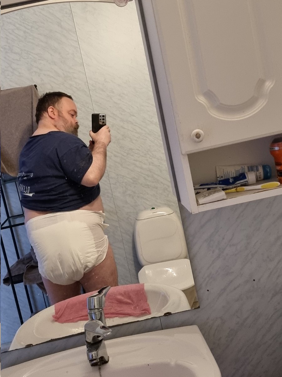 betterdrysoaker's tweet photo. Happy BDF ppl❤❤❤ #incontinent #incontinence #diapers #abdl #nru #Norway #windeln #Karmøy #bleier #abdlscandinavia https://t.co/mQY1vwL8TM