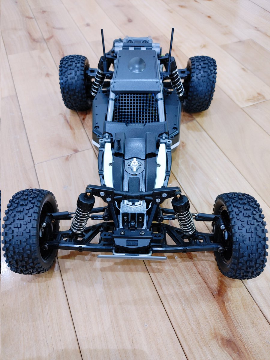 RC_5105's tweet photo. 遅れましたが完成しました👍
シェイクダウンしましたが、
良ぉ~く走りますなぁ😌🎵
#タミヤ　#DT-04 https://t.co/CqbuPZnt9Y