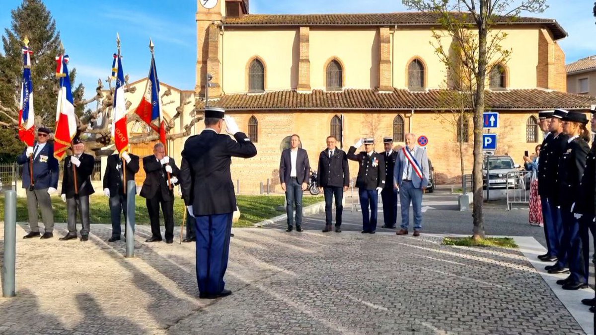 A Bruguieres avec les élus du Nord toulousain pour exprimer notre reconnaissance aux gendarmes de la brigade de Saint-Jory, une des plus actives de France, pour leur engagement. En souhaitant que la nouvelle unité mobile de la <a href="/Gendarmerie/">Gendarmerie nationale</a> s’installe bientôt chez nous !