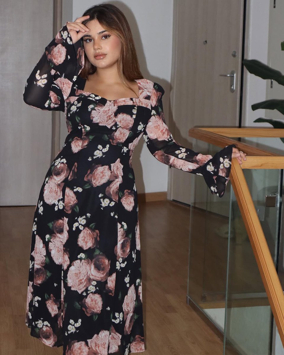 SHEIN_AR's tweet photo. جميلة جداً كالعادة🌷✨
IG: saramohannad_
تسوق عبر الرابط الموجود في البايو وابحث في المتجر عن نفس المنتجات
#شي_ان #شي_إن #الشرق_الأوسط #سعودية #فاشن #ستايل 
💵كود خصم: ANND15 https://t.co/UCcOZOxlcE