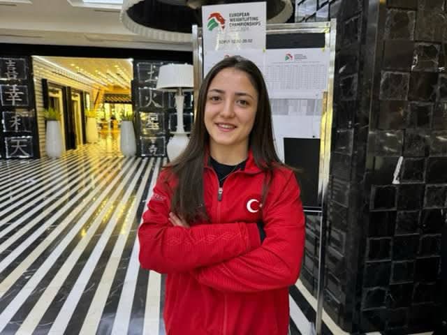 askispor's tweet photo. 13-21 Nisan tarihleri arasında Moldova’nın başkenti Kişinev’de düzenlenecek olan Avrupa Halter Şampiyonası’nda ülkemiz adına podyumda ter dökecek sporcularımız: 

55 kg: Muammer Şahin
55 kg: Harun Algül
61 kg: Burak Aykun
67 kg: Ferdi Hardal
67 kg: Kaan Kahriman
73 kg: Y. Fehmi Genç
73 kg: M. Furkan Özbek
109 kg: M. Emin Burun
45 kg: Cansu Bektaş’a 

ABB ASKİ Spor ailesi olarak başarılar dileriz.