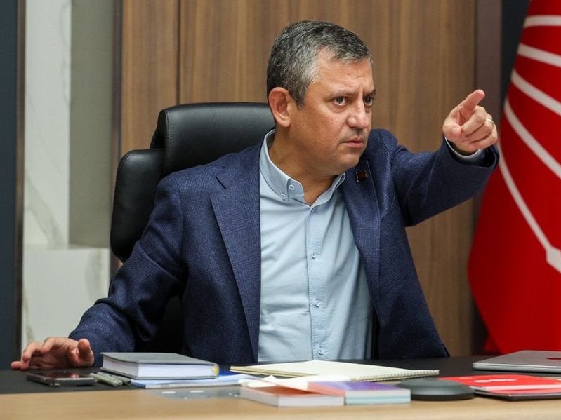 SİYAH SANCAK tweet media