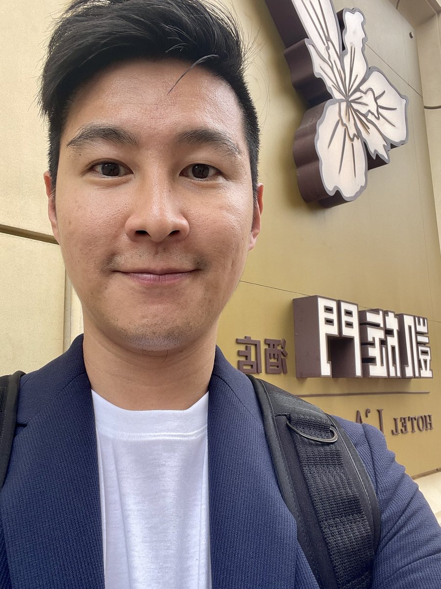 ringolibaby's tweet photo. Business travelers https://t.co/ELLQq2Agfv