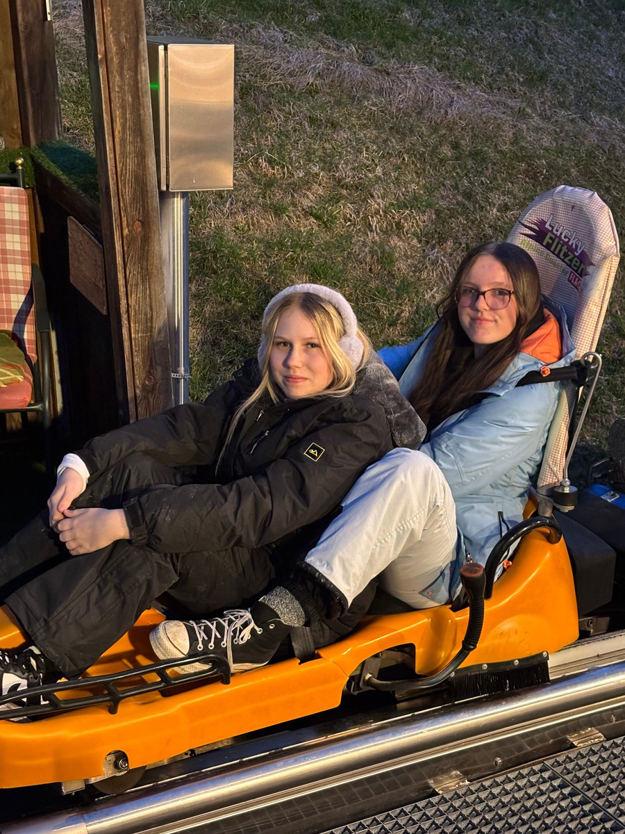 🤩⛷️Year 10 have had the most incredible time on their #ski trip to Austria - well done everyone for your daring and #ambition!

Thank you to @IBTtravel and @ParksofHamilton for their fabulous company and service throughout.

#ToBeMore # #SkiAdventure