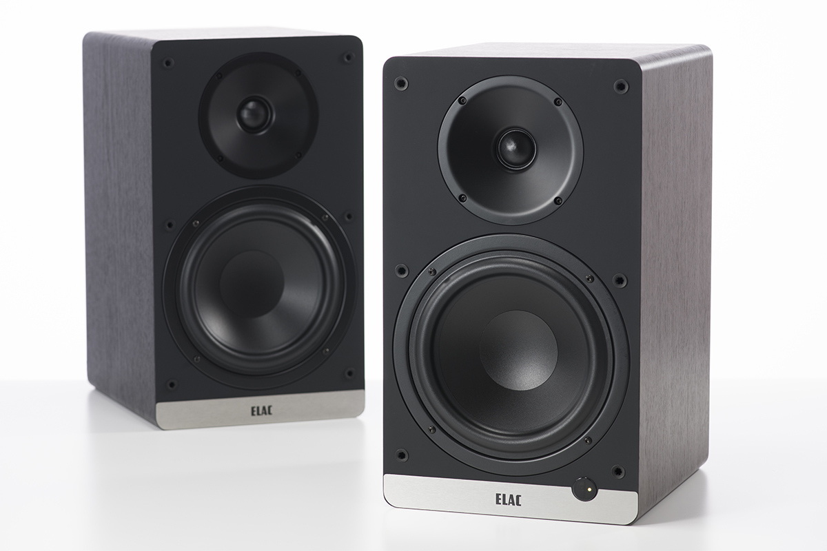 pw_audio's tweet image. 【新製品ニュース】ELAC、アクティブスピーカー「Debut ConneX DCB61」。80W出力のクラスDアンプで、テレビと接続できるHDMI eARCのほか、USB-CやBluetooth入力も搭載。RCAアナログ入力はLINE／PHONOに対応。16.5万円です
phileweb.com/news/audio/202…
#ELAC #エラック #アクティブスピーカー