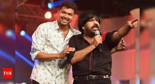 Dheeptweet's tweet photo. Pulieeee Pulieeeee song la
Antha Van kulla Darkeyyyy kuda TR vechy oru Dance ada Vitruntha 
Theatre Therichu irukkum
TR ah Maranthutiye Adhiku
#Ajith
#AjithKumar 
#AK
#GoodBadUgly
#GBU
#Darkey
#TR https://t.co/QK9anUhltA