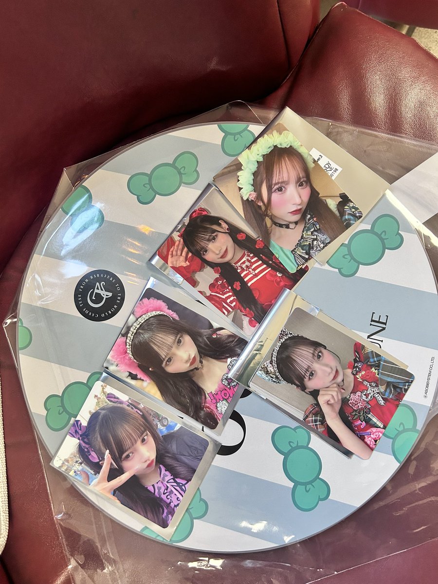 lay_maaaangk's tweet photo. きゃんちゅー トレカ CANDY TUNE

譲 村川 2種 立花2種

求 小川 画像のもの以外の2種

会場に向かっております。現地での交換優先
宜しくお願いいたします。 https://t.co/ZpZqYxIZxU