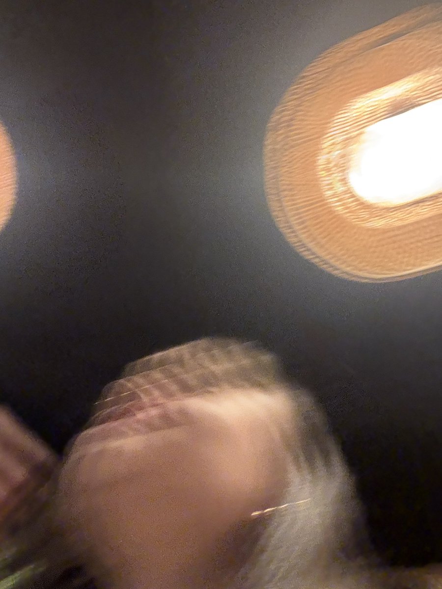 notreallyathena's tweet photo. my blurry pics vs my bfs blurry pics https://t.co/9F23PJ5GuQ