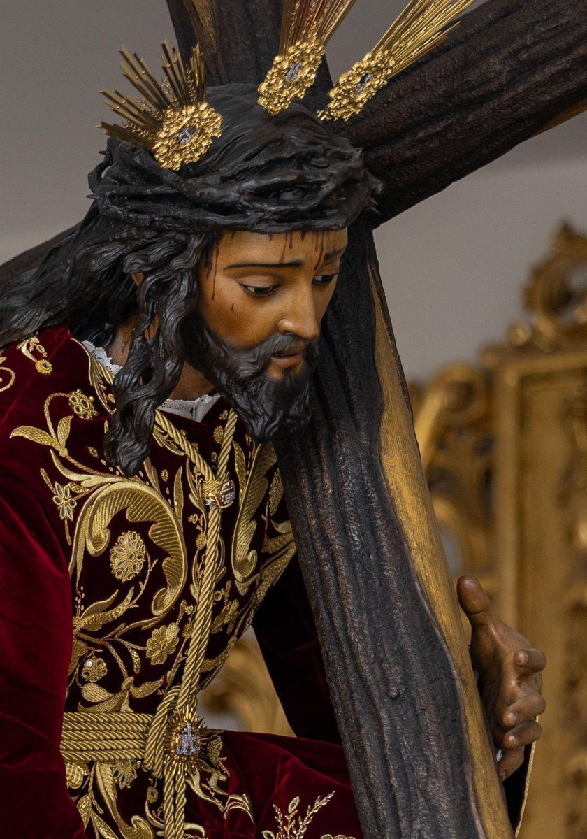 EspDeTriana's tweet photo. ACTUALIDAD | El Santísimo Cristo de las Tres Caídas, dispuesto en su paso de misterio de cara a su próxima salida procesional en la Madrugada del Viernes Santo 

#EsperanzaDeTriana https://t.co/W0sMmKMf9X