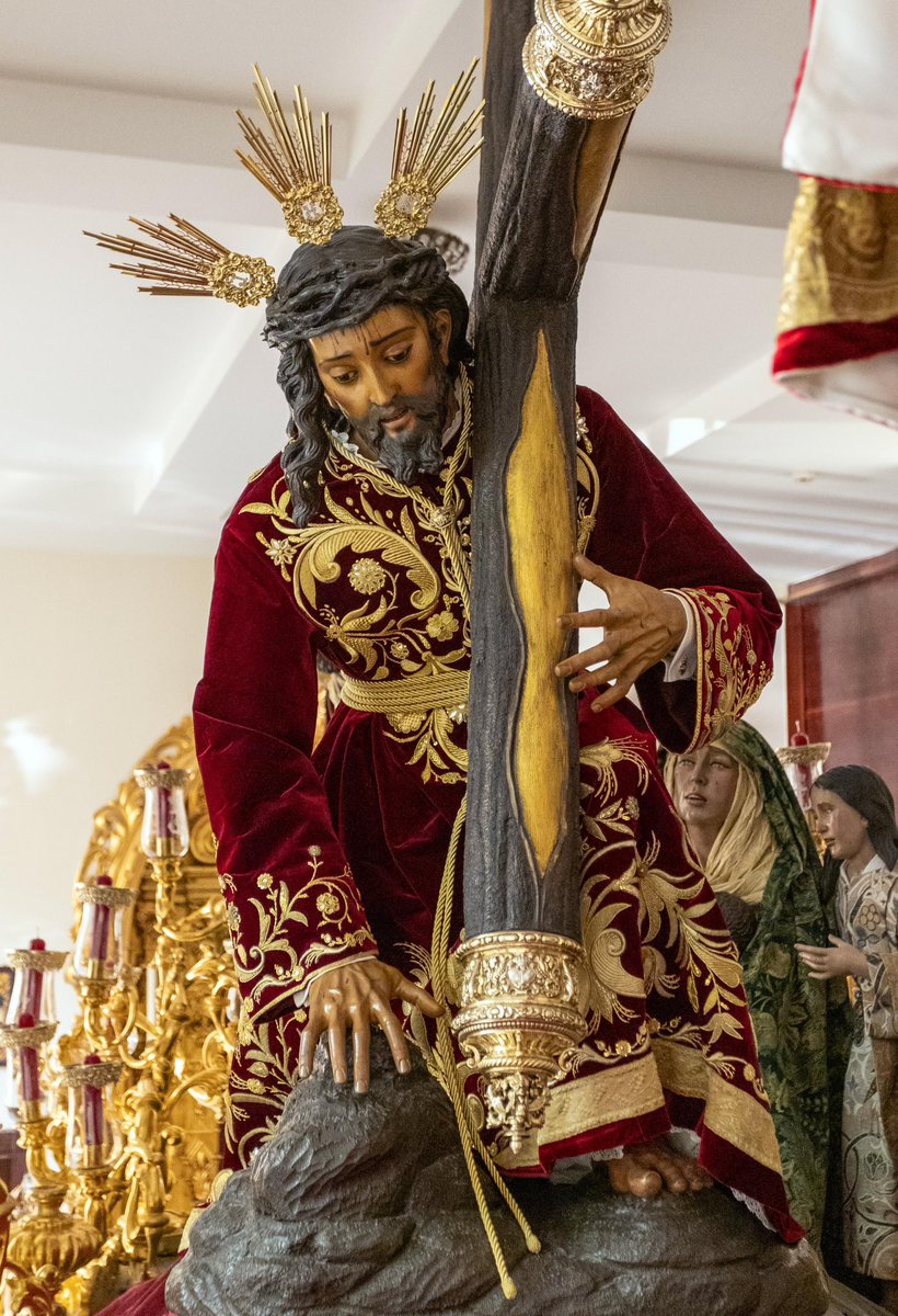 EspDeTriana's tweet photo. ACTUALIDAD | El Santísimo Cristo de las Tres Caídas, dispuesto en su paso de misterio de cara a su próxima salida procesional en la Madrugada del Viernes Santo 

#EsperanzaDeTriana https://t.co/W0sMmKMf9X