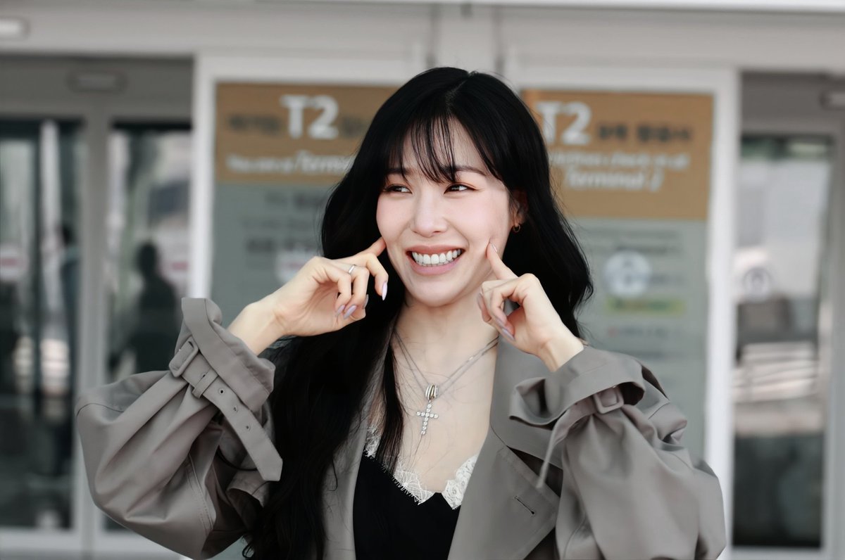 GG8_EDIT's tweet image. 250411 인천공항 티파니 영 

#티파니영 #티파니 #Tiffany #TiffanyYoung