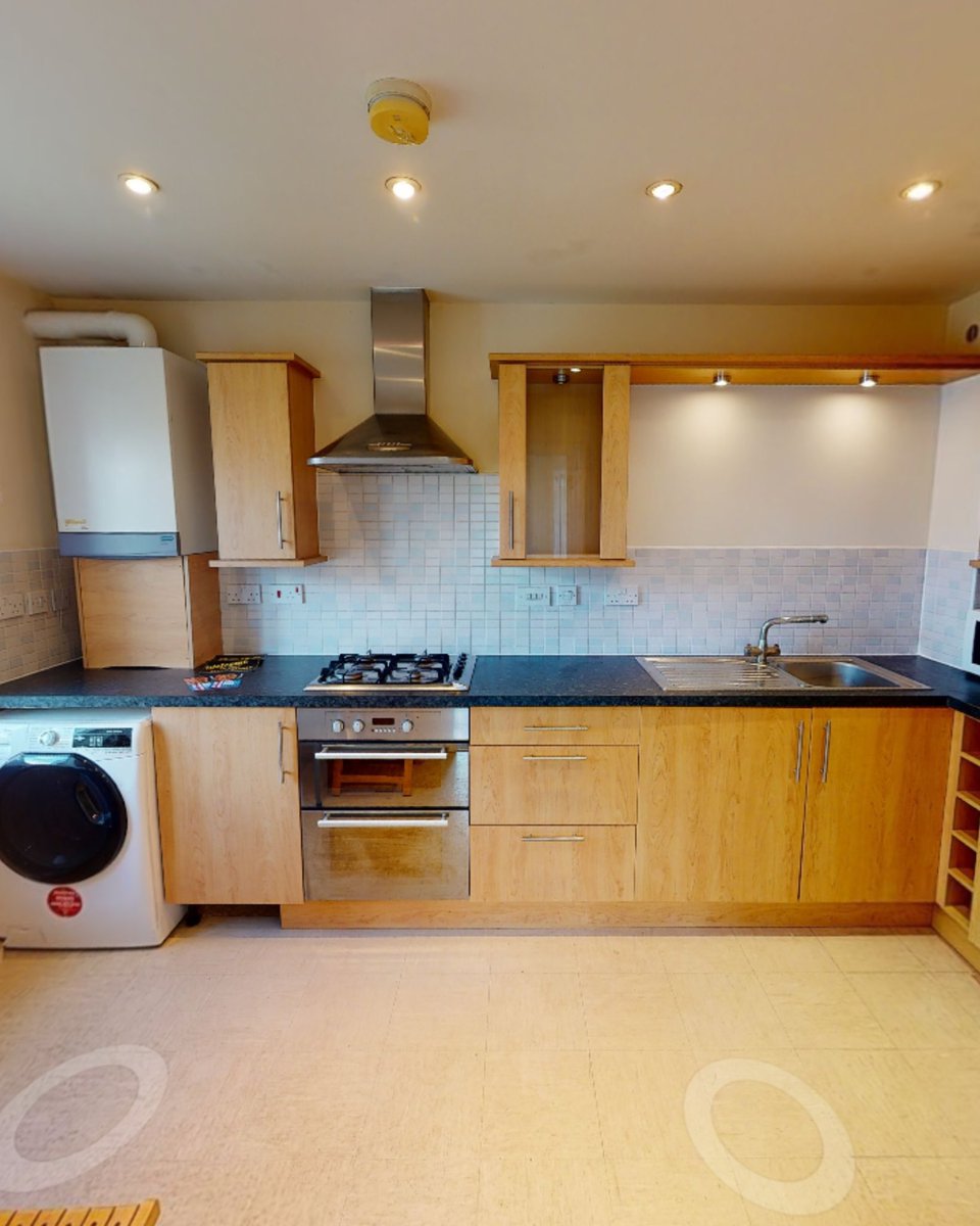 stratsestates's tweet photo. Getting your student house sorted early = one less thing to stress about.

At Strats Estates, we’ve got premium off-campus pads near the University of Hertfordshire, ready to go 🏡🎓

Secure yours before they’re snapped up!

Get in touch to register your interest today. https://t.co/hf8loVJt0q