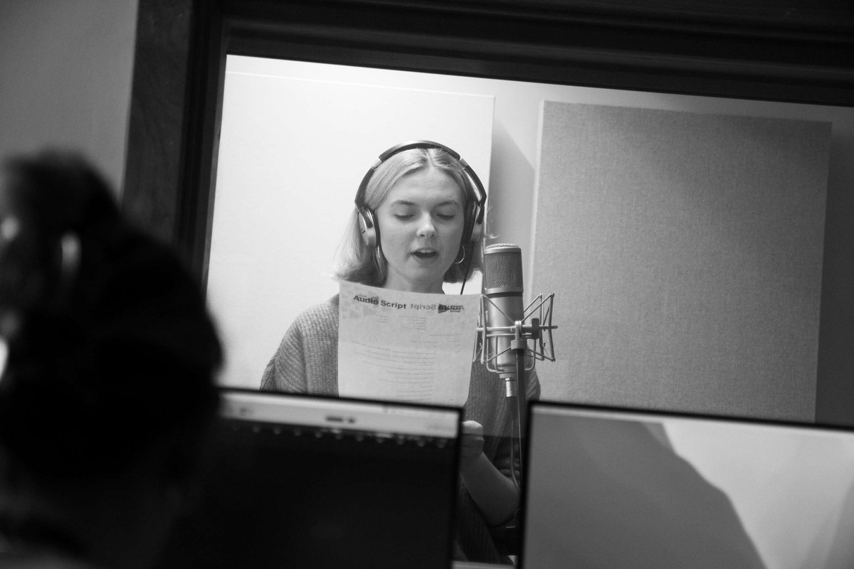 A behind the scenes look at Head Girls Annie and Temi recording our new radio advert. Let us know where you were when you first heard them through your speakers! 📻

#QASStrongSpirits #QASU6