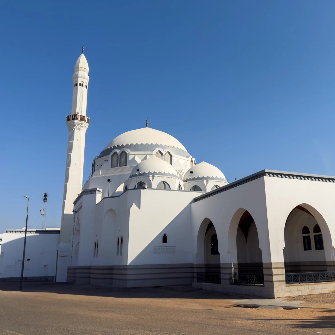 Al-Jumu'ah Mosque (Friday Mosque) in Medina

#MadeWithLightroom