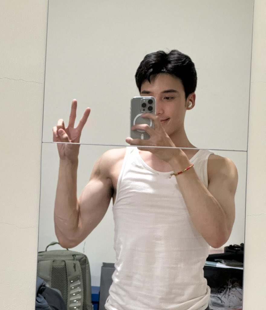 🥤🐶 tweet media