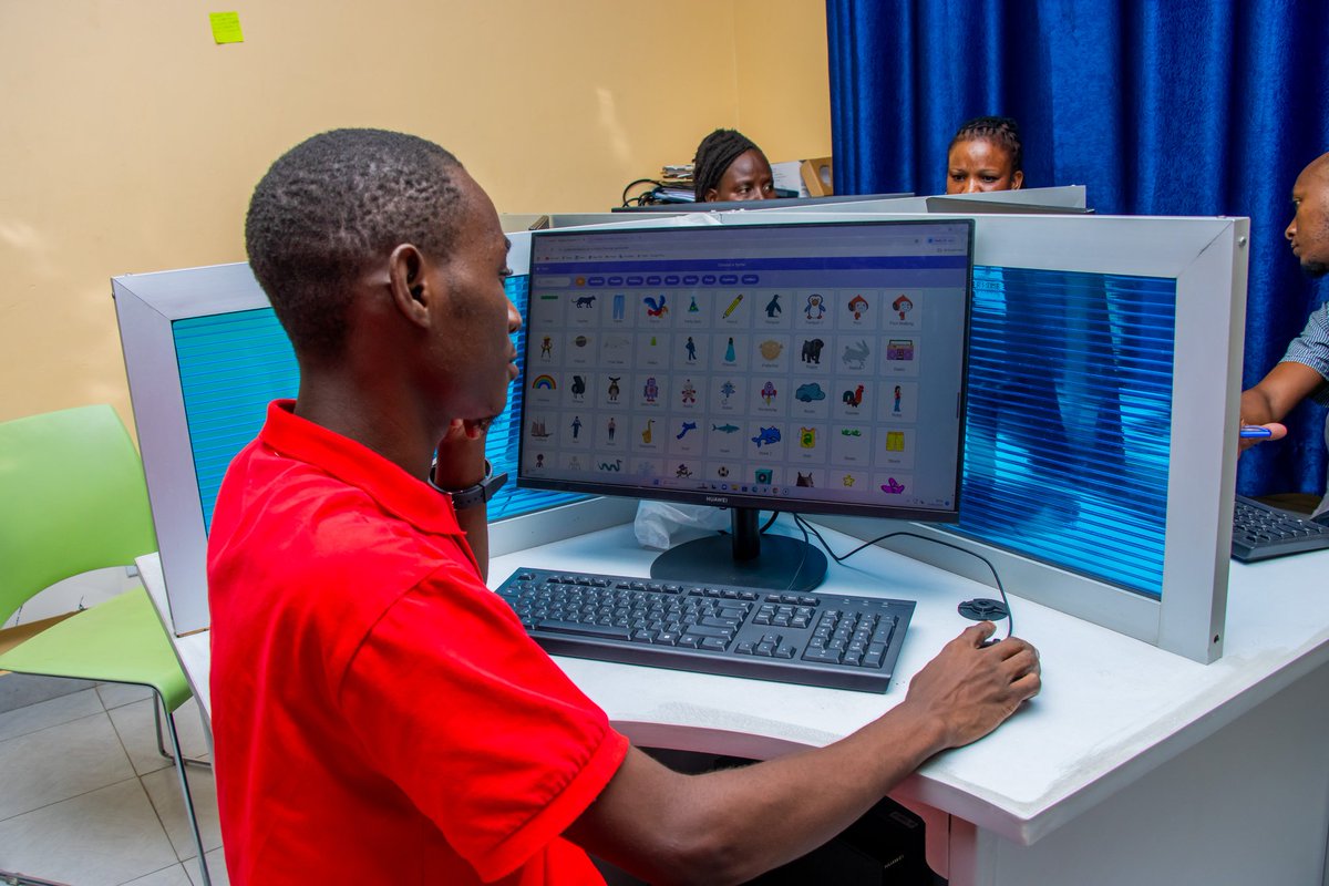 techkidzafrica's tweet photo. Hands-on learning is the focus on Day 2 of the #aclp Mombasa Chapter at @kenyacoastnpoly. Educators are engaging in Scratch programming sessions, all resources drawn from the @RaspberryPi_org Computing Curriculum.
Learn more about #TCC?
Click here: https://t.co/z60dSTm6a6 https://t.co/VL7WmHETSm