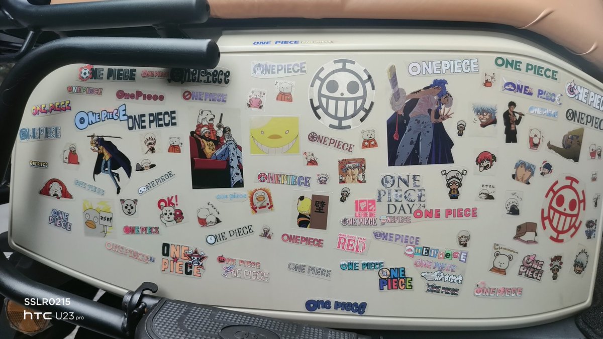 SSLR0215's tweet image. ONEPIECE LOGO 贴满整辆电动车2 😂😂😂
#雅迪电动车  #ONEPIECE   #ワンピース #航海王 
#海贼王 #弑神蓝染