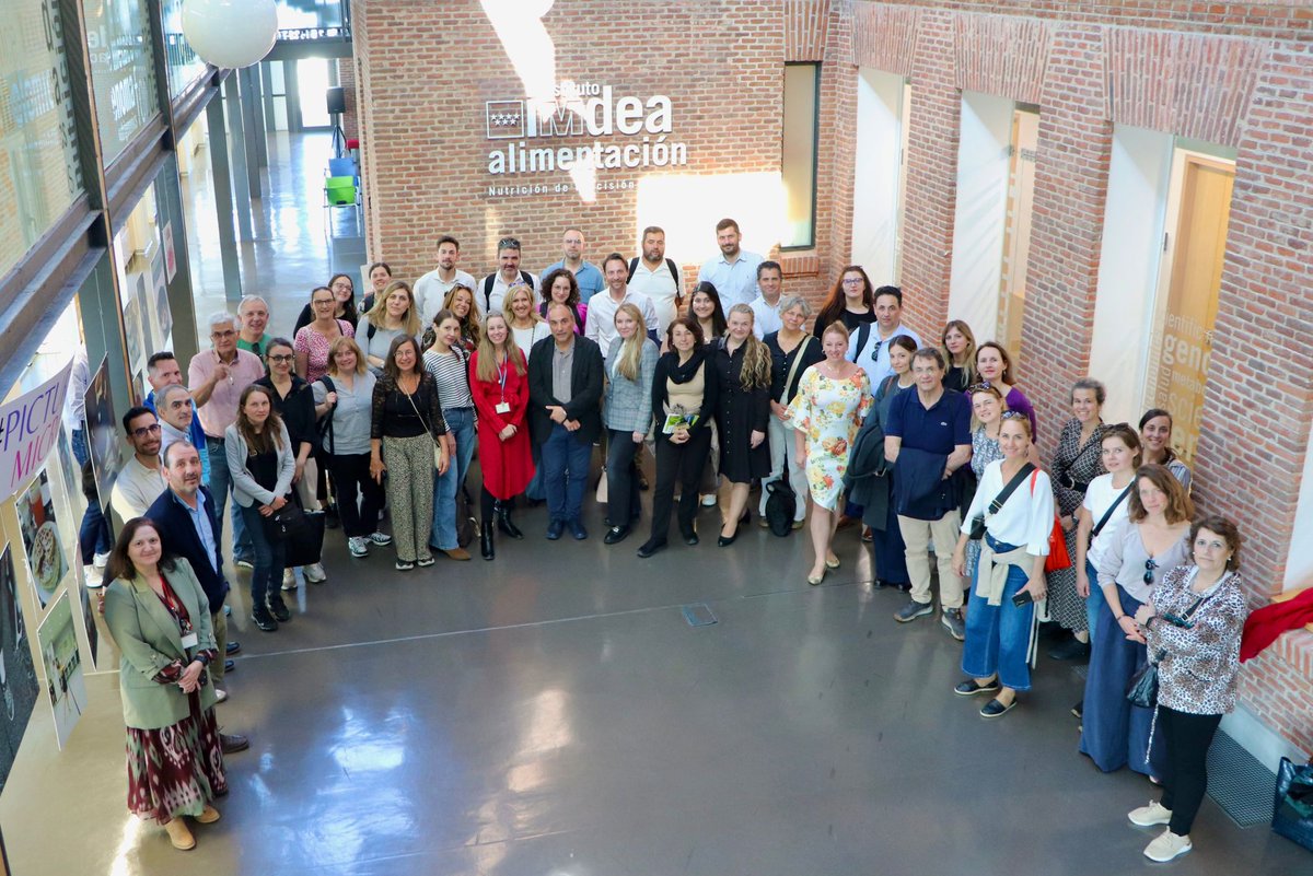 Successful presentation of Food_i Sense Analytics at @EEN_Spain's #AgriFood event! As CEO, our PI, <a href="/dr_lidia/">Lidia Daimiel</a>  shared how advanced data science is driving the application of #nutrition! #FoodTechn  #Innovation