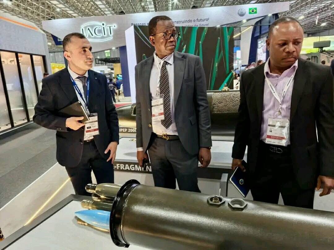 AutanGovernors's tweet photo. Yadda Minista @Bellomatawalle1 ya jagoranci tawagar Nijeriya a taron LAAD na inganta tsaron sararin samaniya da ke gudana a kasar Brazil da kasashen Latin Amurka https://t.co/jFEQ9Z9bRz
